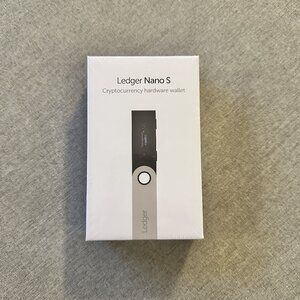 BRAND NEW NFT WALLET -  NANO LEDGER S